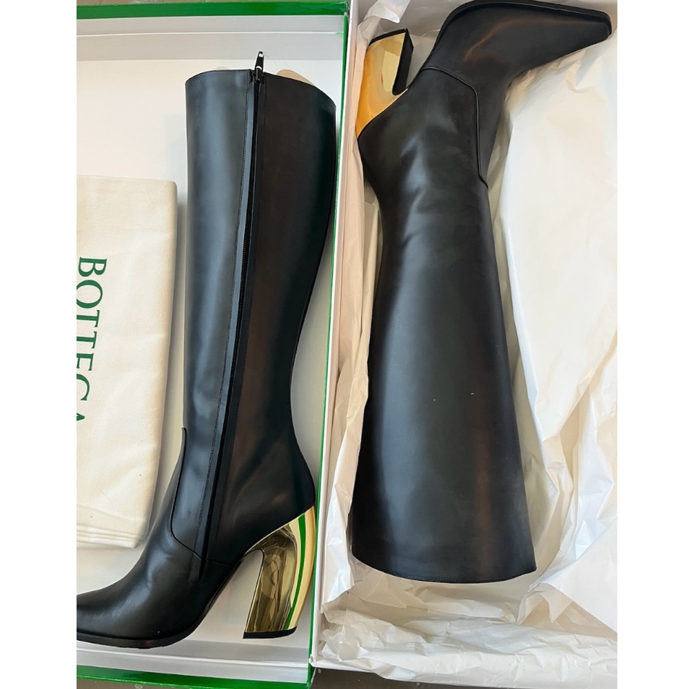 Bottega Veneta Elegant Black Knee-High Women's Boots